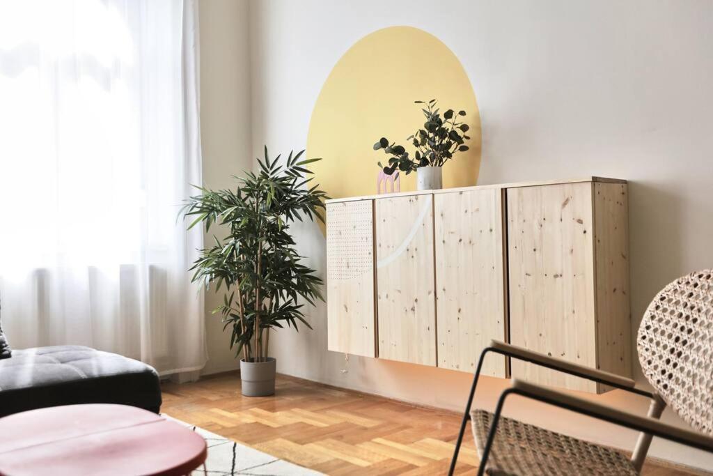 בודפשט Unwind In Style W Sauna Dsgn 2Br Home מראה חיצוני תמונה