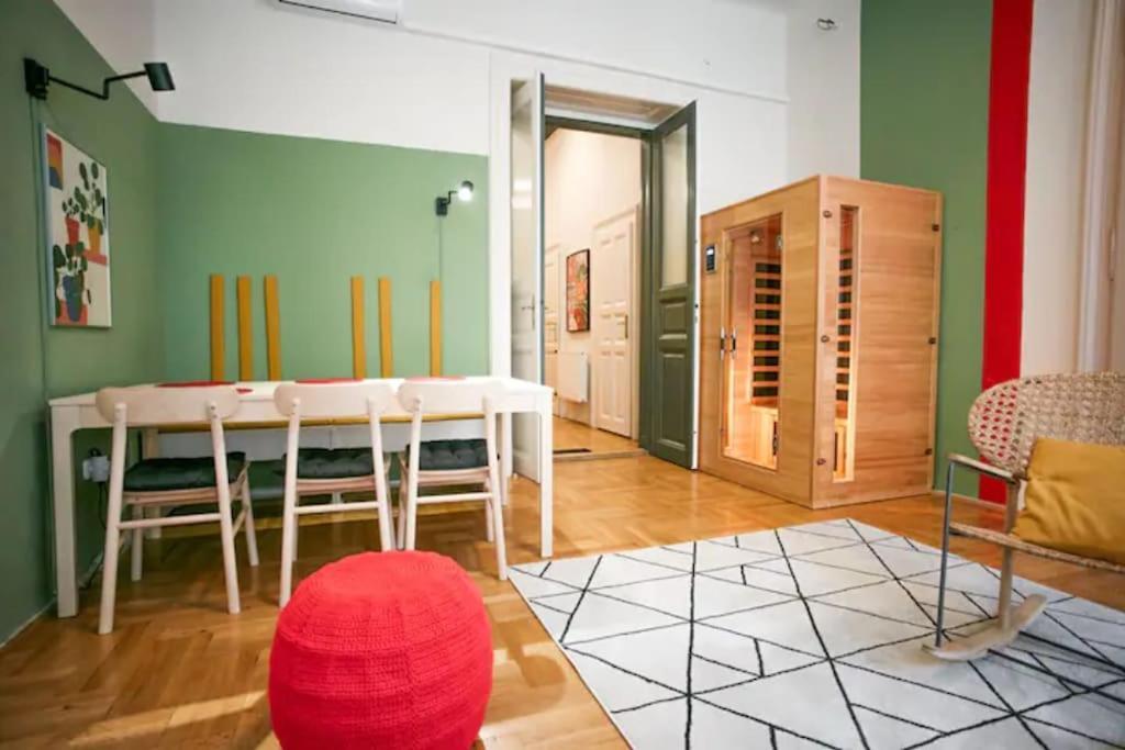 בודפשט Unwind In Style W Sauna Dsgn 2Br Home מראה חיצוני תמונה
