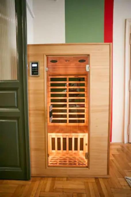 בודפשט Unwind In Style W Sauna Dsgn 2Br Home מראה חיצוני תמונה