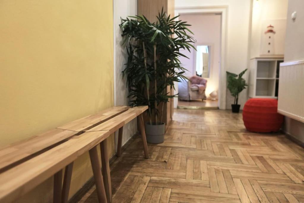 בודפשט Unwind In Style W Sauna Dsgn 2Br Home מראה חיצוני תמונה
